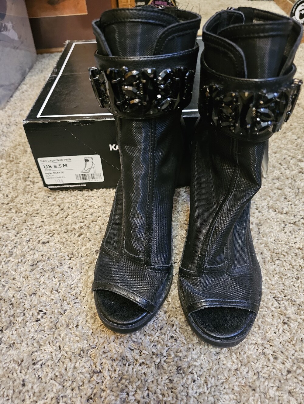 Karl Lagerfeld Paris Blayze Heels Sz 8.5